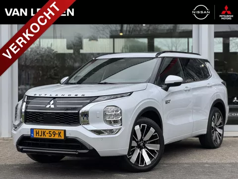 MITSUBISHI Outlander 2.4 PHEV Instyle | Leder | Panoramadak | App Connect | Head Up | 360-Camera | Keyless
